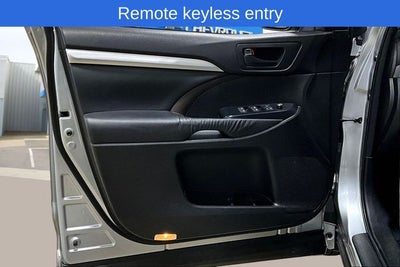 2016 Toyota Highlander LE Plus V6