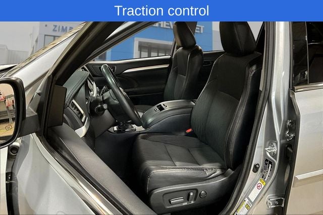 2016 Toyota Highlander LE Plus V6