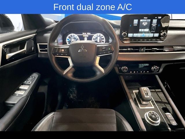 2023 Mitsubishi Outlander SE Black Edition