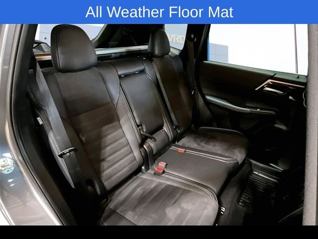 2023 Mitsubishi Outlander SE Black Edition