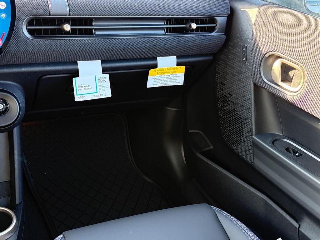 2026 MINI 2 DOOR SIGNATURE PLUS