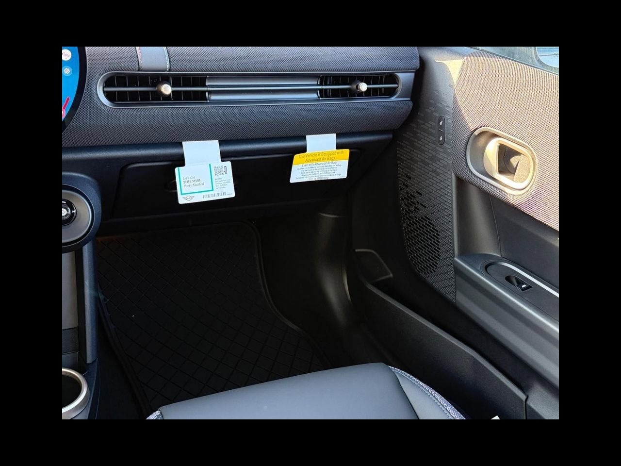 2026 MINI 2 DOOR SIGNATURE PLUS