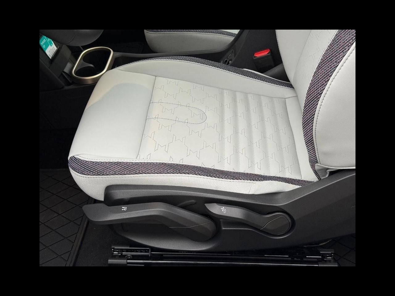 2026 MINI 2 DOOR SIGNATURE PLUS