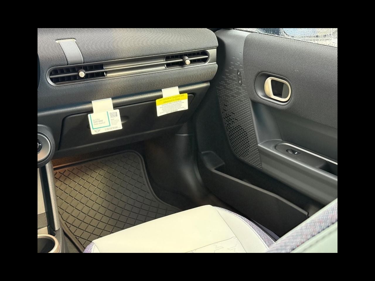 2026 MINI 2 DOOR SIGNATURE PLUS