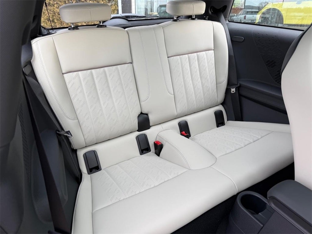 2026 MINI 2 DOOR SIGNATURE PLUS