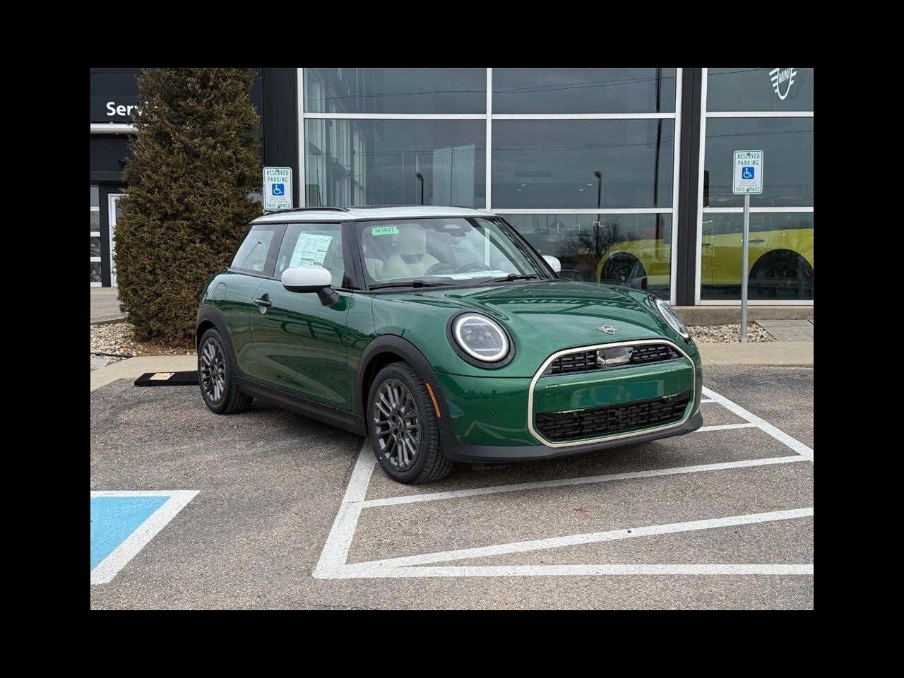 2026 MINI 2 DOOR SIGNATURE PLUS