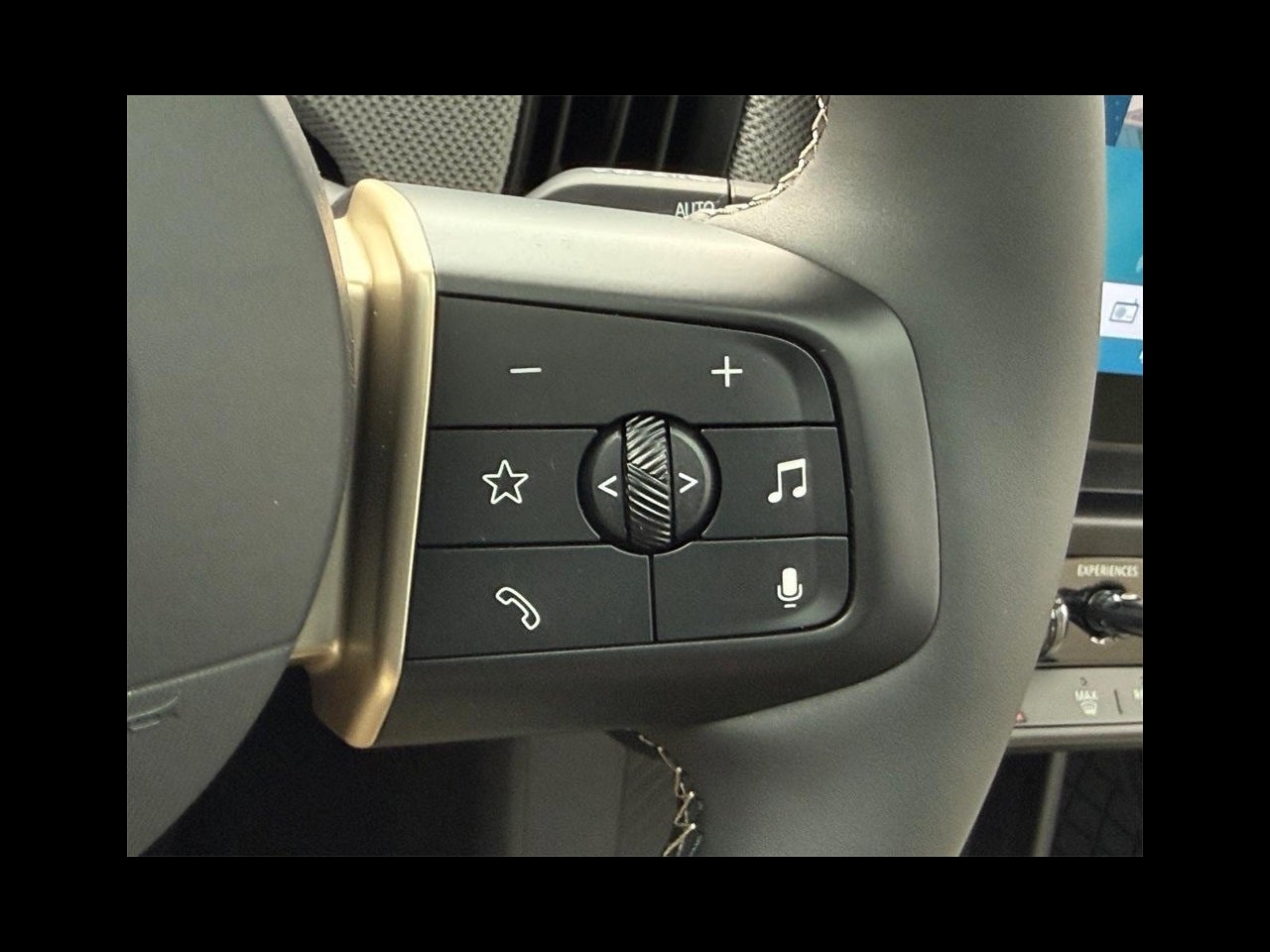 2026 MINI 2 DOOR SIGNATURE PLUS