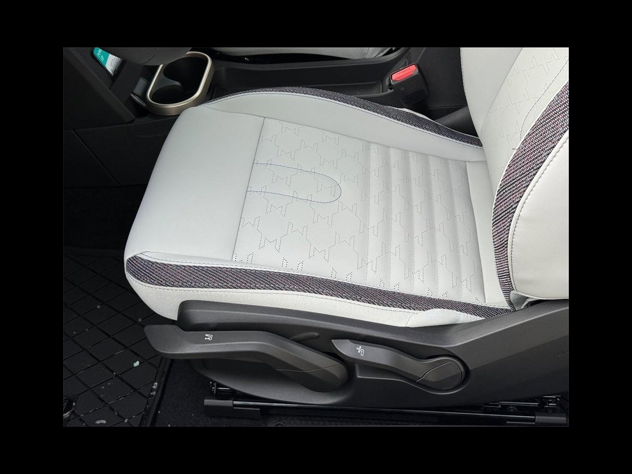 2026 MINI CONVERTIBLE SIGNATURE PLUS