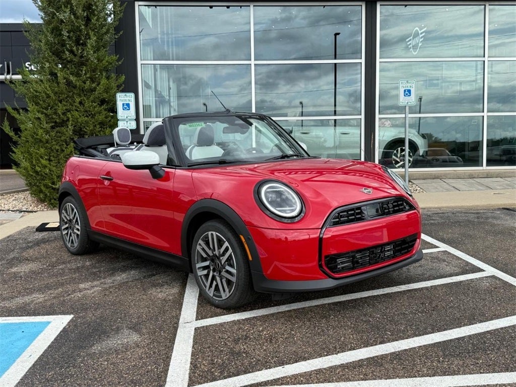 2026 MINI CONVERTIBLE SIGNATURE PLUS