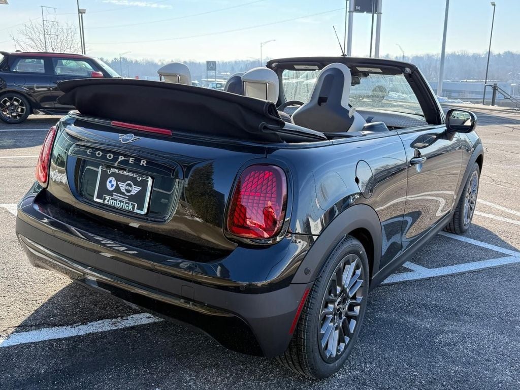 2026 MINI CONVERTIBLE SIGNATURE PLUS