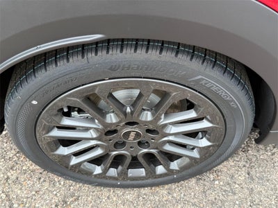 2025 MINI HARDTOP 2 DOOR ICONIC