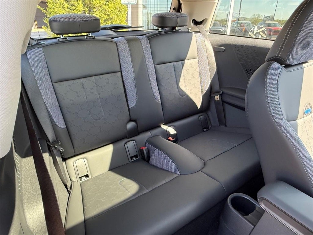 2025 MINI HARDTOP 2 DOOR ICONIC