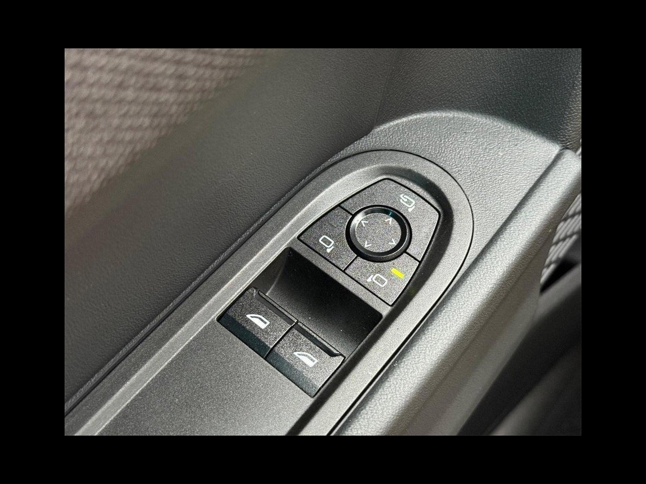 2026 MINI 2 DOOR ICONIC