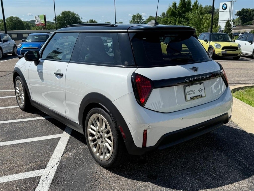 2025 MINI HARDTOP 2 DOOR Signature Plus