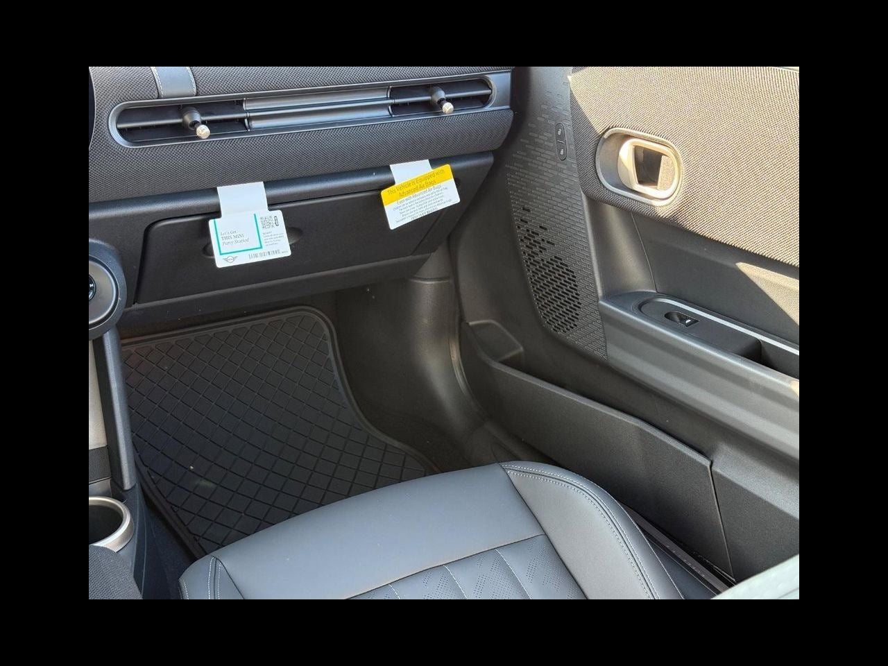 2026 MINI 2 DOOR ICONIC