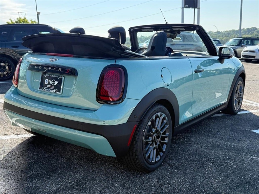 2026 MINI CONVERTIBLE ICONIC
