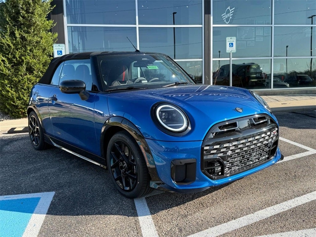 2026 MINI CONVERTIBLE ICONIC