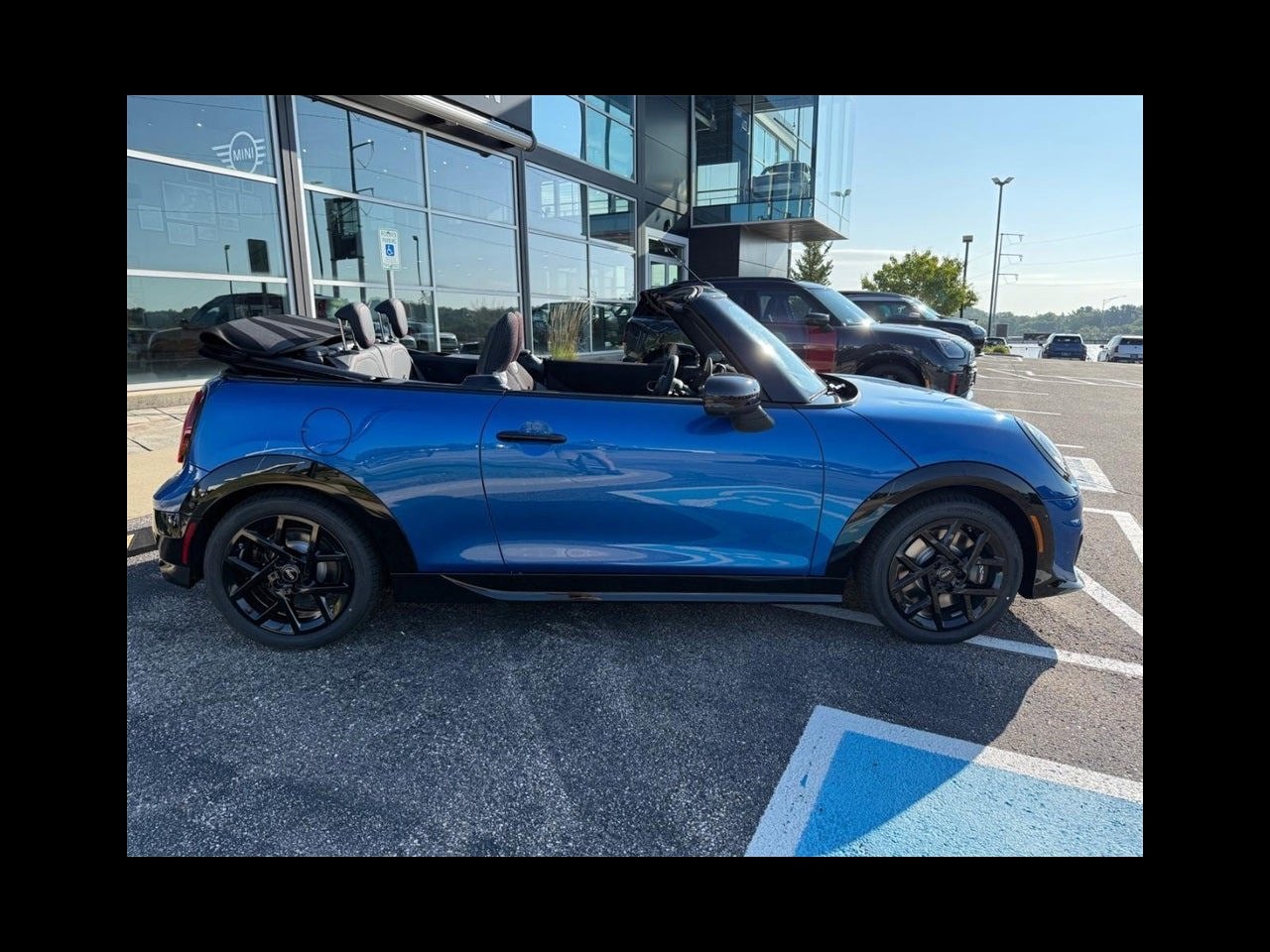 2026 MINI CONVERTIBLE ICONIC