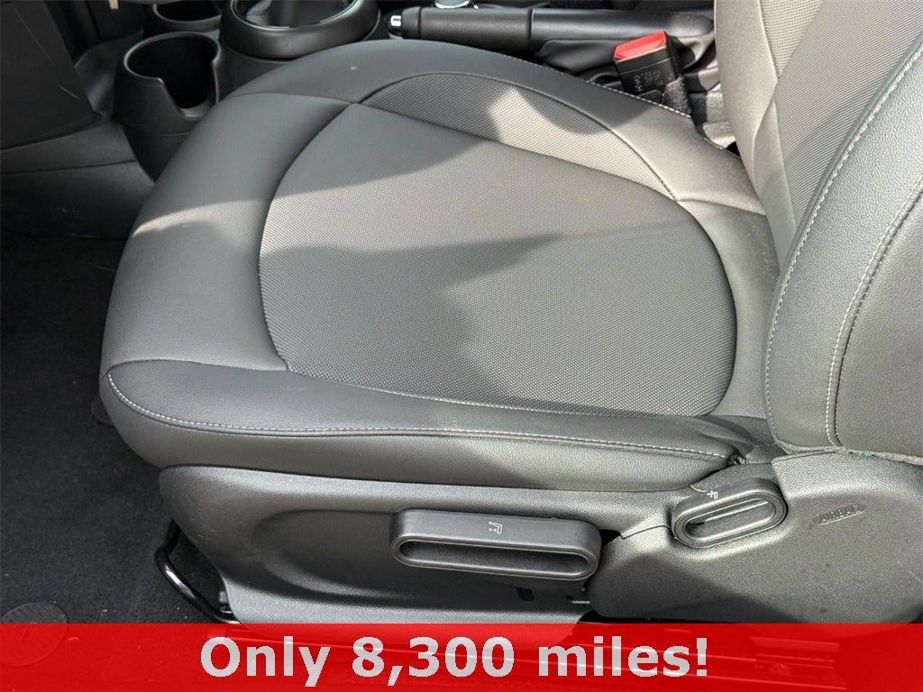 2024 MINI HARDTOP 2 DOOR Classic