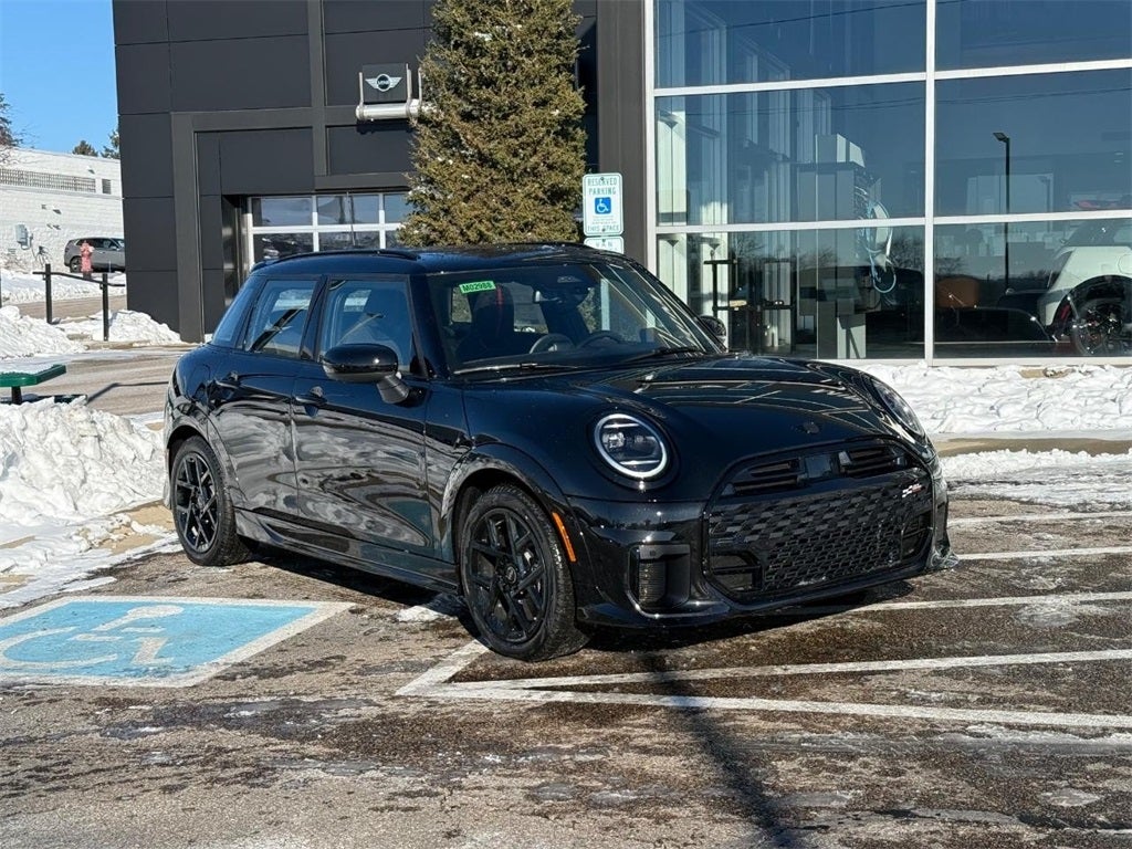 2026 MINI 4 DOOR ICONIC