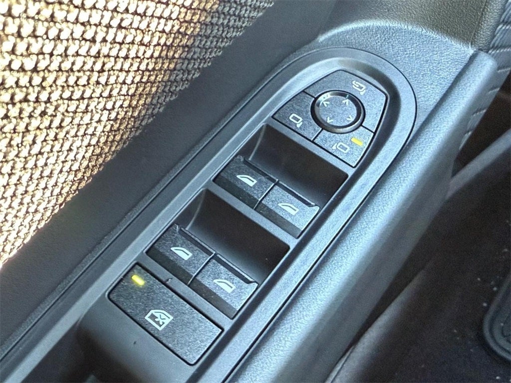 2026 MINI 4 DOOR ICONIC