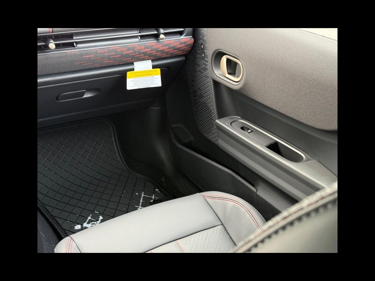 2026 MINI 4 DOOR ICONIC