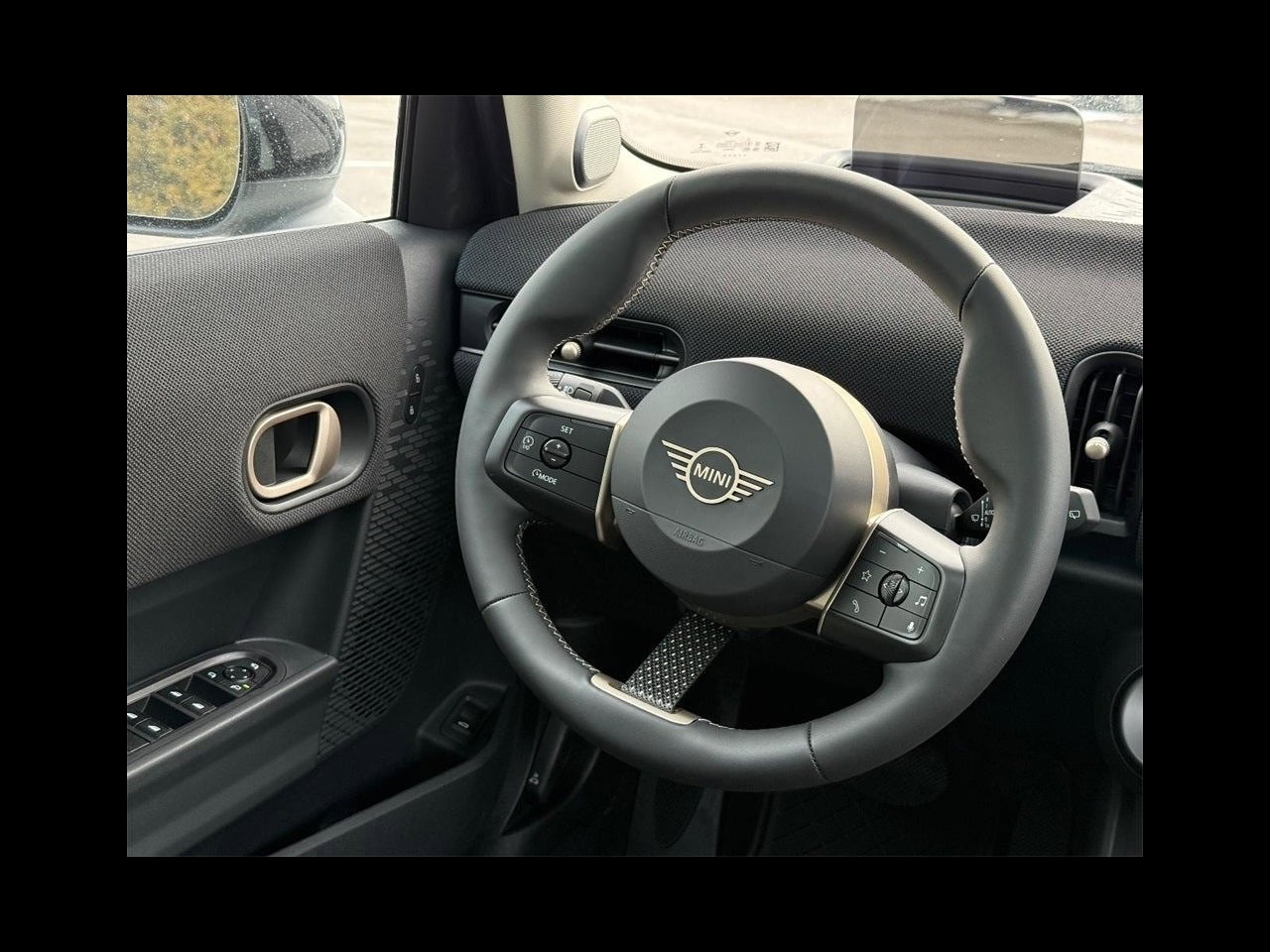 2026 MINI 4 DOOR ICONIC