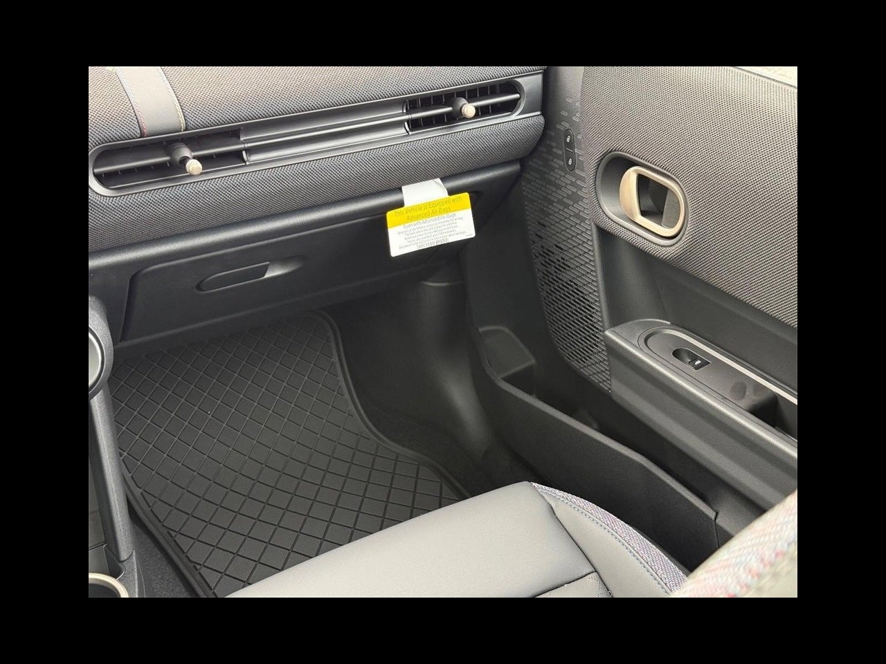 2026 MINI 4 DOOR ICONIC