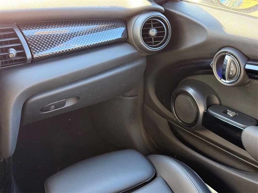 2016 MINI Cooper S Base