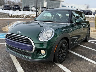 2018 MINI HARDTOP 2 DOOR Base