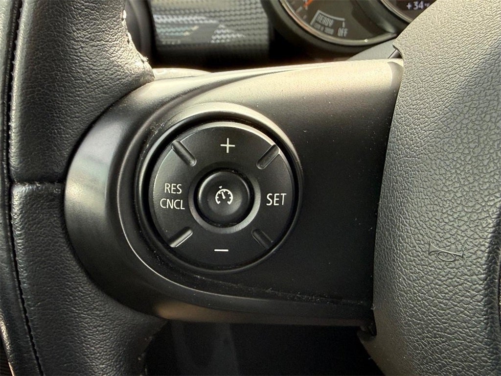 2018 MINI HARDTOP 2 DOOR Base