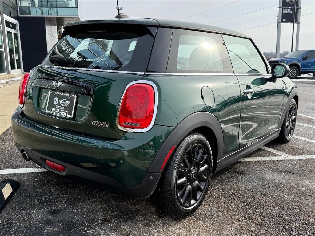 2018 MINI HARDTOP 2 DOOR Base