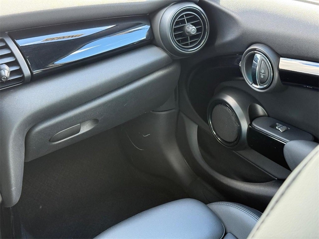 2019 MINI HARDTOP 4 DOOR SIGNATURE
