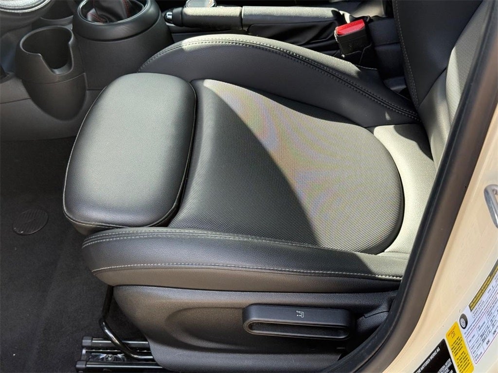 2019 MINI HARDTOP 4 DOOR SIGNATURE