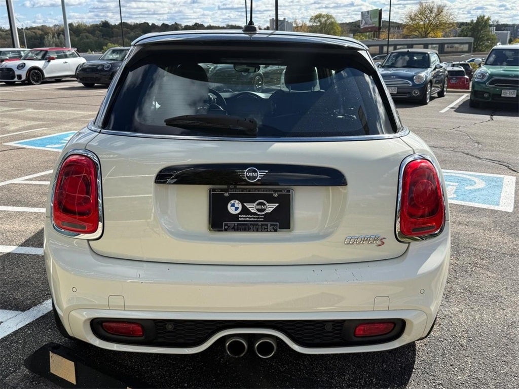 2019 MINI HARDTOP 4 DOOR SIGNATURE