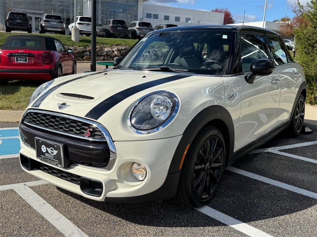2019 MINI HARDTOP 4 DOOR SIGNATURE