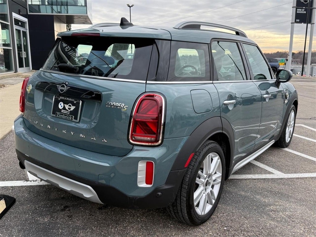 2022 MINI COUNTRYMAN ICONIC