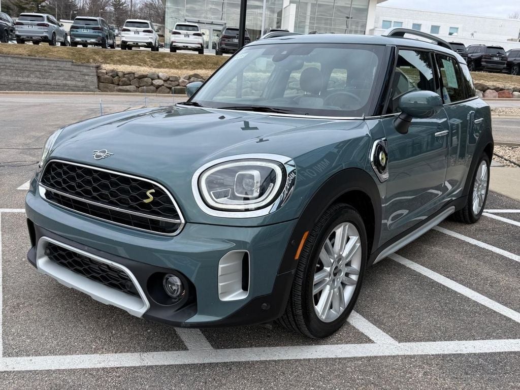 2022 MINI COUNTRYMAN ICONIC