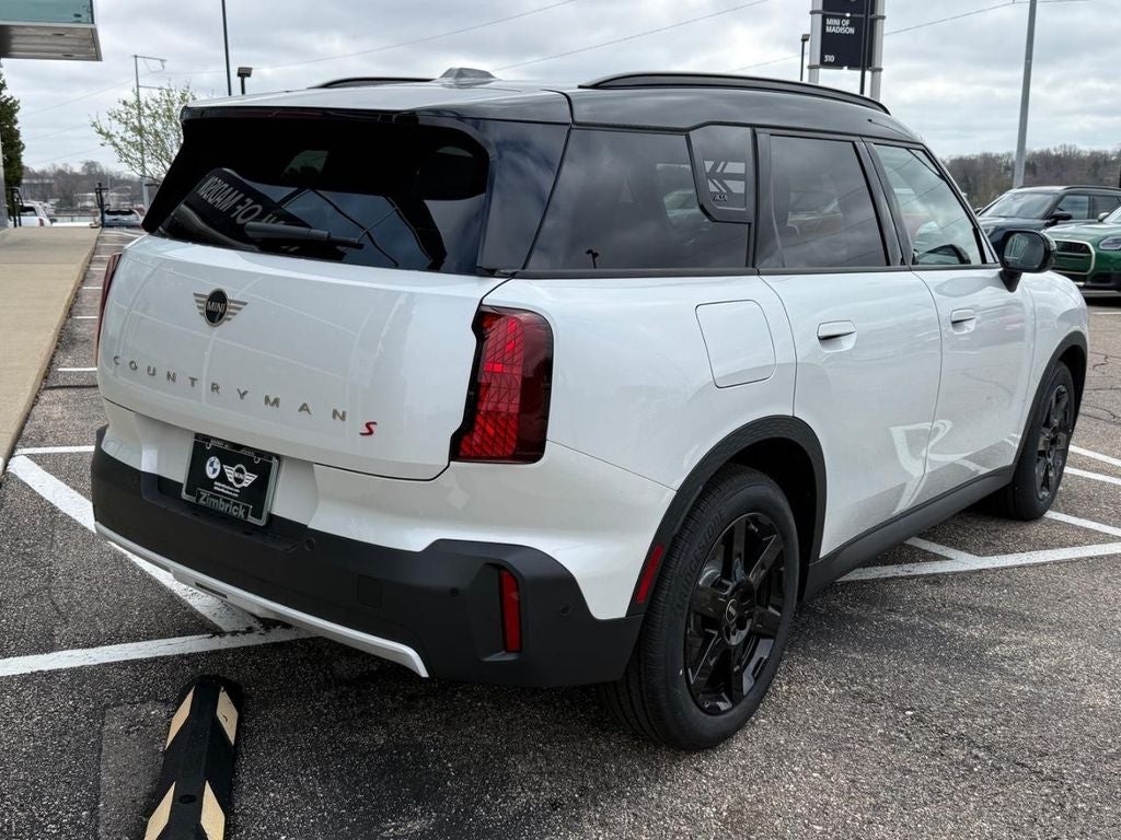 2026 MINI COUNTRYMAN OXFORD EDITION