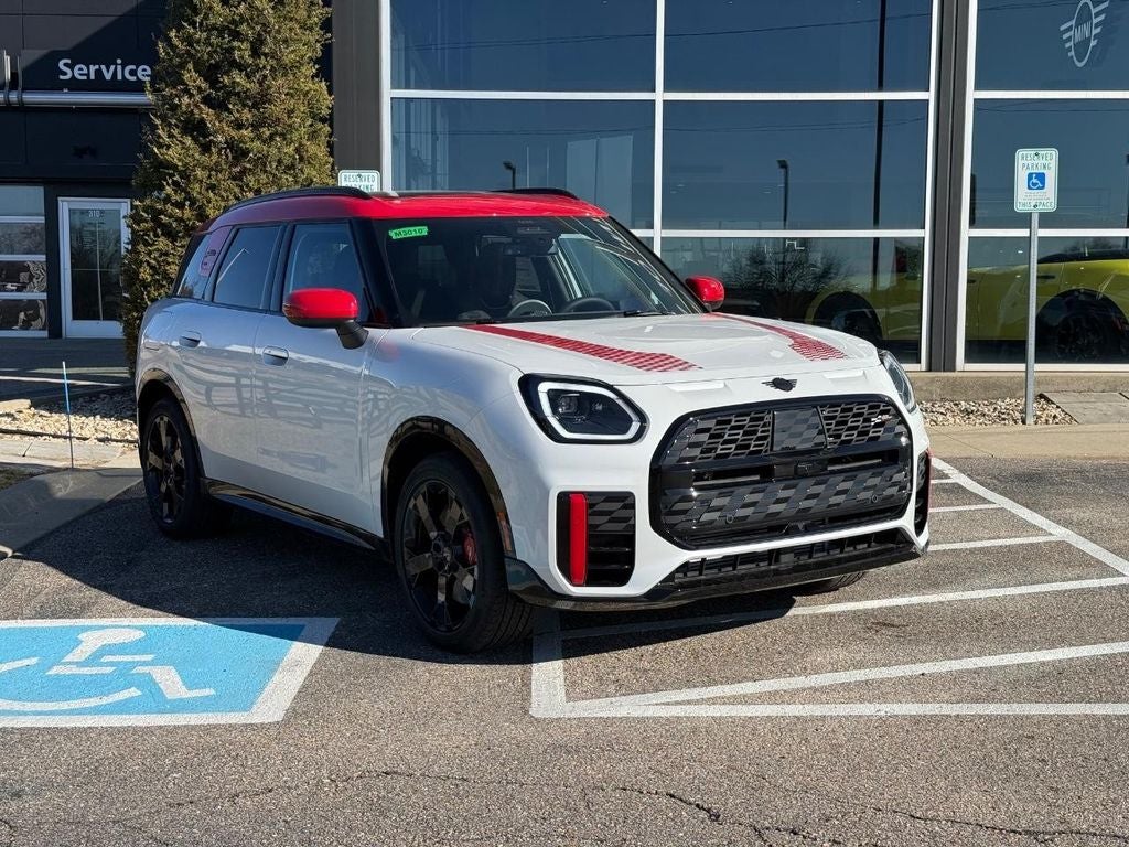2026 MINI COUNTRYMAN ICONIC