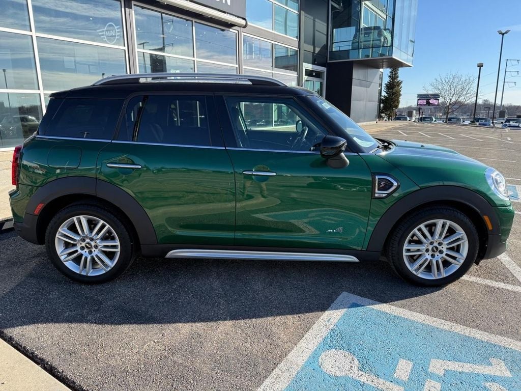 2021 MINI COUNTRYMAN SIGNATURE