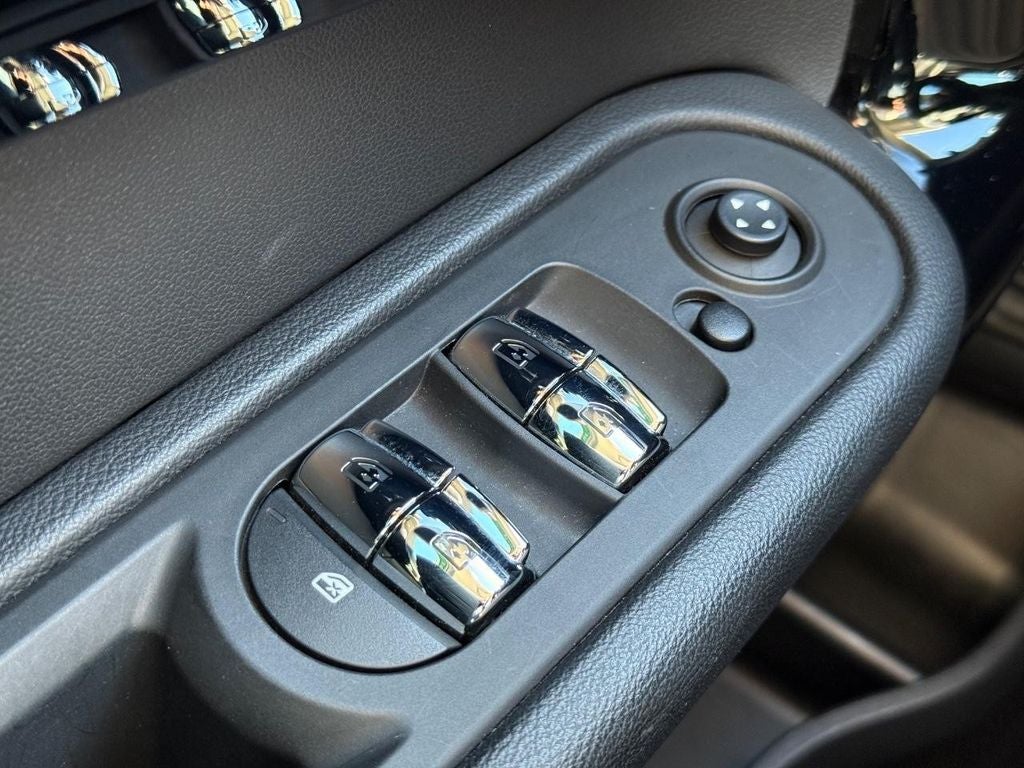 2021 MINI COUNTRYMAN SIGNATURE