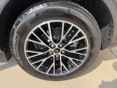 2025 Ford Escape Plug-In Hybrid Base