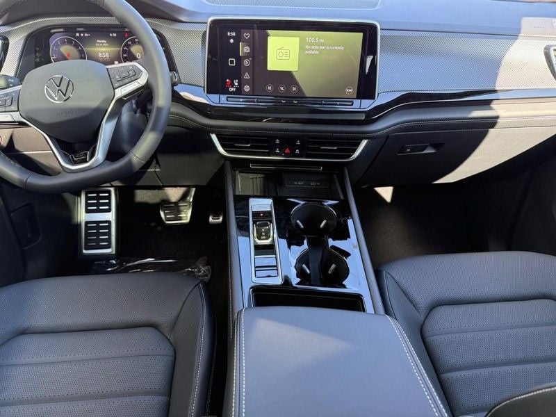 2026 Volkswagen Atlas Cross Sport 2.0T SEL R-Line Black