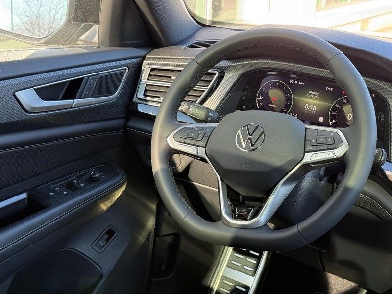 2026 Volkswagen Atlas Cross Sport 2.0T SEL R-Line Black