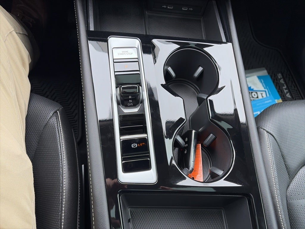 2024 Volkswagen Atlas 2.0T SEL