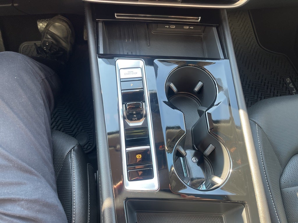 2025 Volkswagen Atlas 2.0T SEL