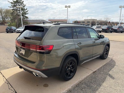 2025 Volkswagen Atlas 2.0T Peak Edition