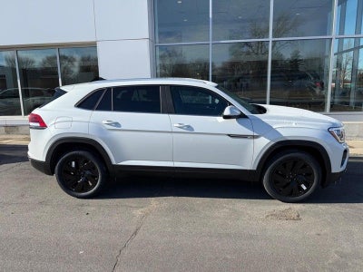 2026 Volkswagen Atlas Cross Sport 2.0T SE w/Technology