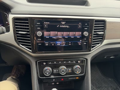 2022 Volkswagen Atlas 3.6L V6 SE w/Technology